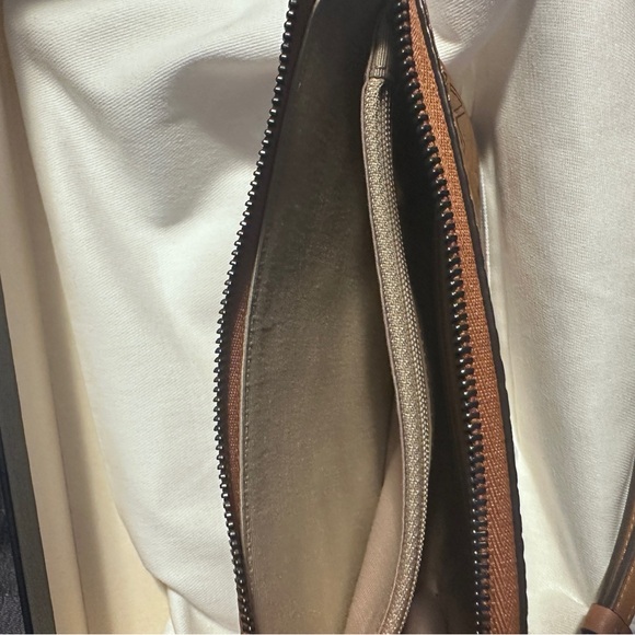 MCM TRAVEL POUCH IN VISETOS